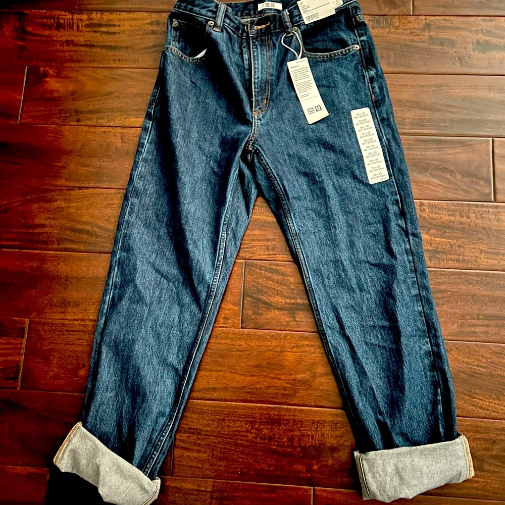 Uniqlo regular fit straight high rise jean - new with tags